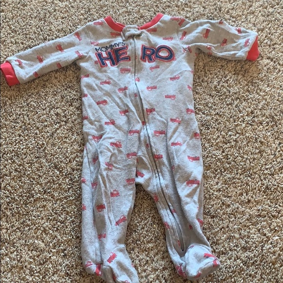 Baby boy 6 month sleepers - Picture 3 of 7